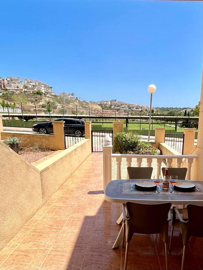 Tranquil Self Catering Golf Course Apartment 알리칸테 외부 사진