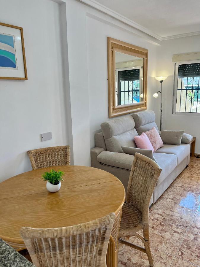 Tranquil Self Catering Golf Course Apartment 알리칸테 외부 사진